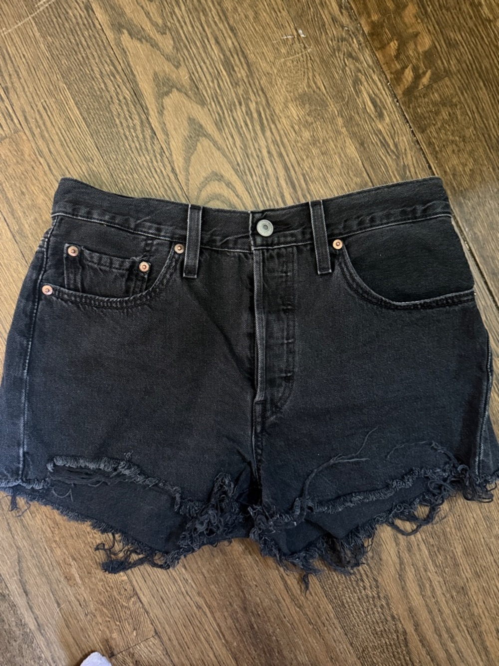 LEVI 501 LIKE NEW SIZE 28